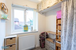 Bedroom- click for photo gallery